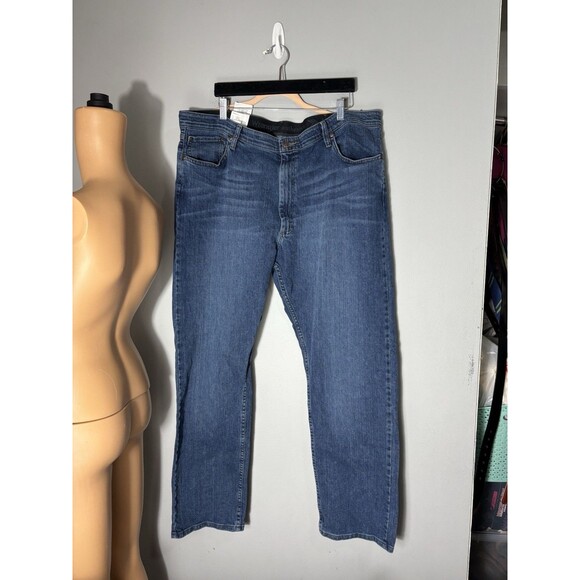 Wrangler Authentics Regular Fit Comfort Flex Waist Jeans Men's sz 40X 32 - Picture 1 of 15